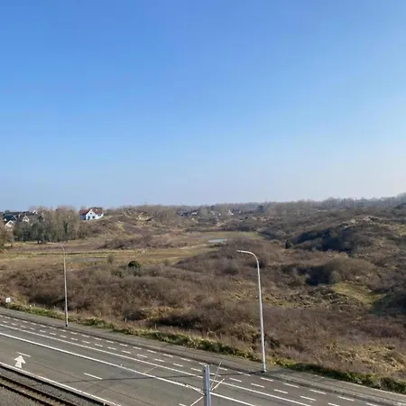 아파트 In Belgium Near Scenic Parks, Cleaning Included 니우포르트